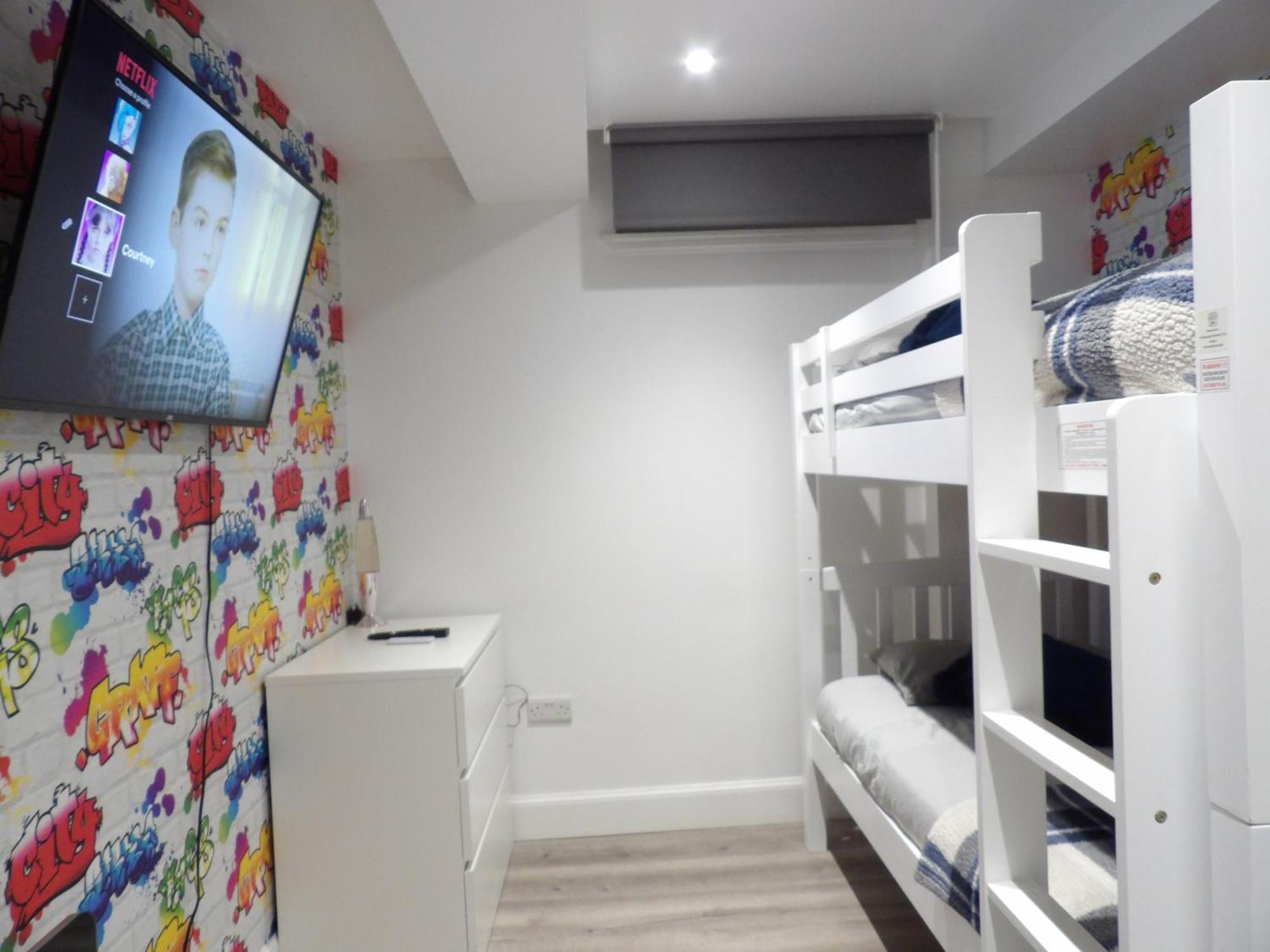 Lovely 3 Bedroom Apartment With Private Garden In Edinburgh City Centre Exterior foto